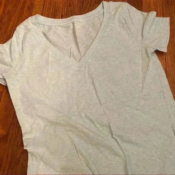 Bundle mossimo tanks and T-shirt women’s - Picture 7 of 11